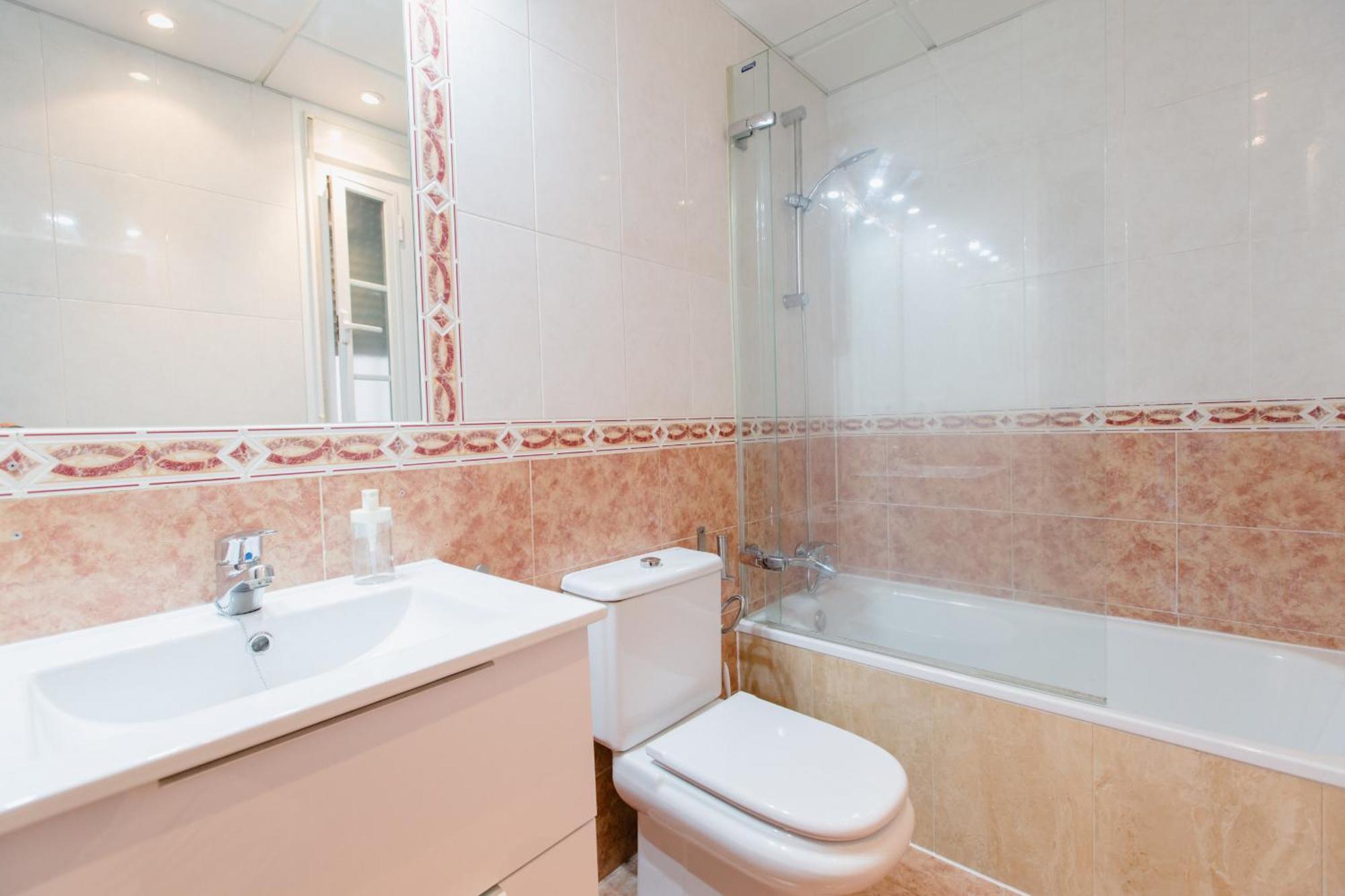 קדיז Apartamento El Patio De Canovas מראה חיצוני תמונה